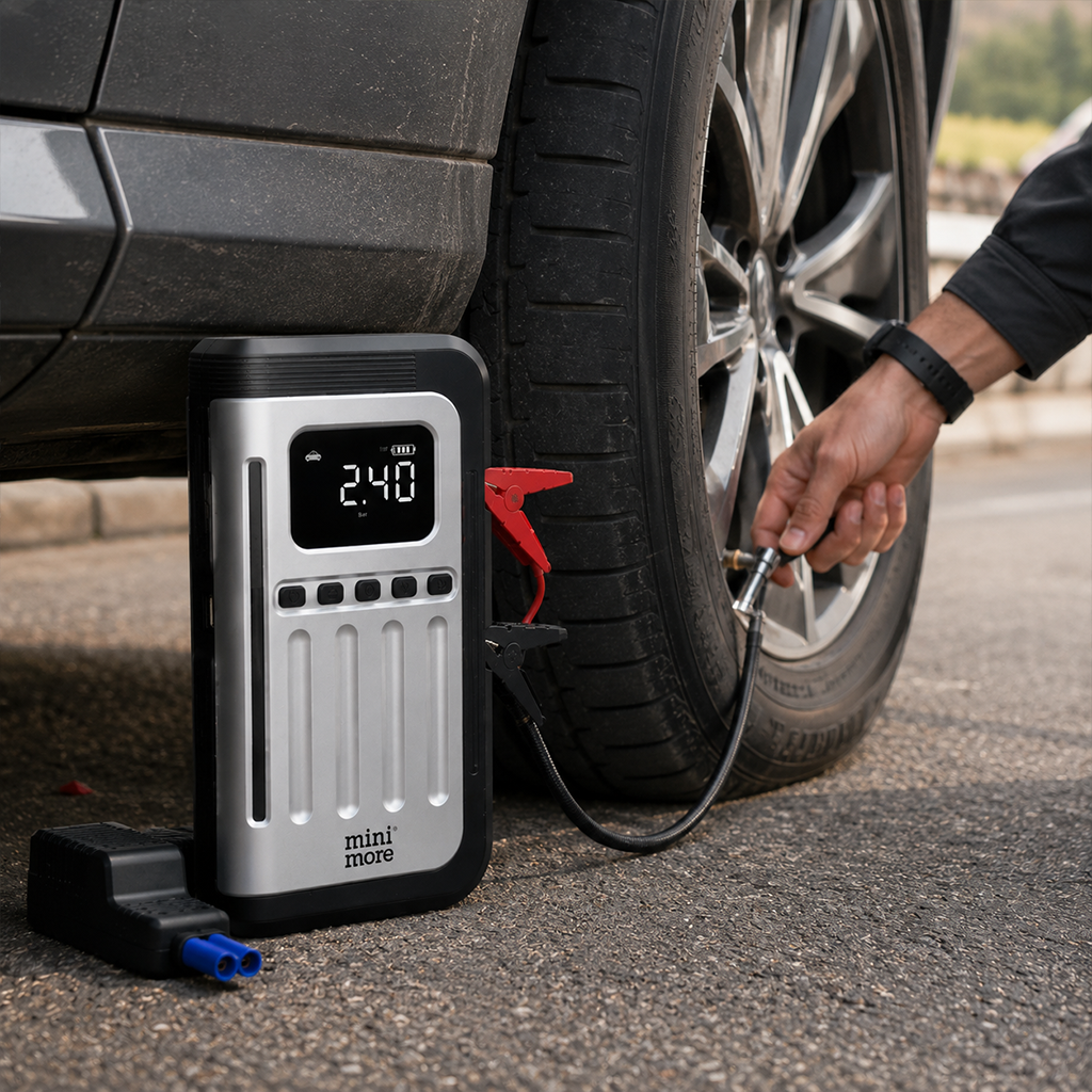 Mini More 12000mAh Jump Starter Akü Takviye Cihazı, 150 PSI Hava Kompresörlü Powerbank